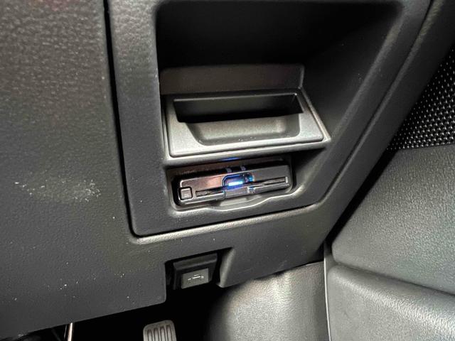 ＣＸ－６０ ＸＤ－ハイブリッド　トレッカー　４ＷＤ　ＥＴＣ　全周囲カメラ　クリアランスソナー　オートクルーズコントロール　パワーシート　衝突被害軽減システム　サンルーフ　ナビ　ＴＶ　オートマチックハイビーム　オートライト　ＬＥＤヘッドランプ（32枚目）