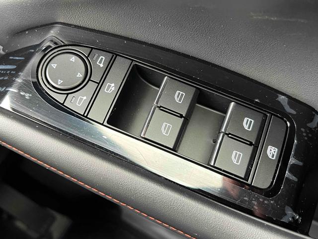 ＣＸ－３０ ２０Ｓ　レトロスポーツエディション　ＥＴＣ　全周囲カメラ　クリアランスソナー　オートクルーズコントロール　パワーシート　衝突被害軽減システム　ナビ　ＴＶ　ＬＥＤヘッドランプ　電動リアゲート　アルミホイール　スマートキー（29枚目）