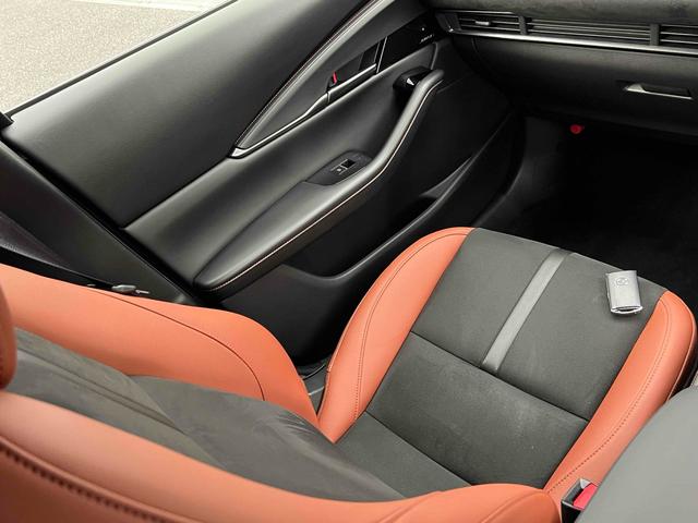 ＣＸ－３０ ２０Ｓ　レトロスポーツエディション　ＥＴＣ　全周囲カメラ　クリアランスソナー　オートクルーズコントロール　パワーシート　衝突被害軽減システム　ナビ　ＴＶ　ＬＥＤヘッドランプ　電動リアゲート　アルミホイール　スマートキー（43枚目）