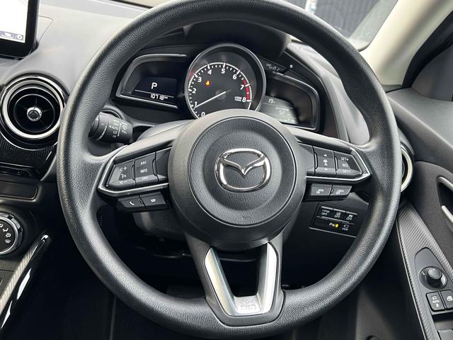 MAZDA2 15 BD ワンオーナー ETC 全周囲カメラ ナビ TV クリアランスソナー オートクルーズコントロール レーンアシスト 衝突被害軽減システム アルミホイール オートライト LEDヘッドランプ スマートキー(3枚目)