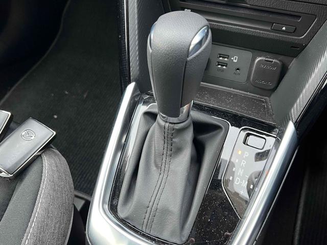 MAZDA2 15 BD ワンオーナー ETC 全周囲カメラ ナビ TV クリアランスソナー オートクルーズコントロール レーンアシスト 衝突被害軽減システム アルミホイール オートライト LEDヘッドランプ スマートキー(9枚目)