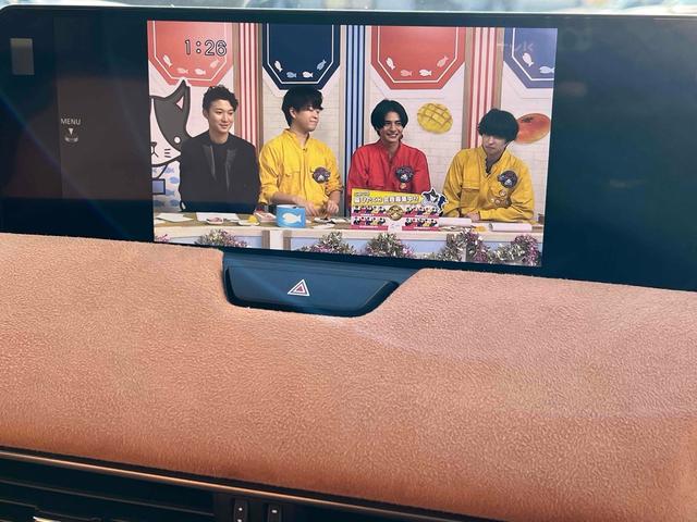 ＣＸ－６０ ＸＤ－ハイブリッド　プレミアムスポーツ　４ＷＤ　ＥＴＣ　全周囲カメラ　クリアランスソナー　オートクルーズコントロール　衝突被害軽減システム　サンルーフ　ナビ　ＴＶ　オートマチックハイビーム　オートライト　ＬＥＤヘッドランプ　スマートキー（23枚目）