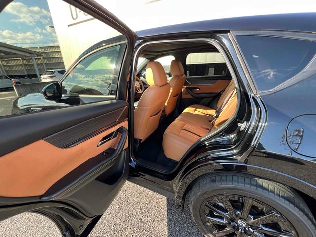 ＣＸ－６０ ＸＤ－ハイブリッド　プレミアムスポーツ　４ＷＤ　ＥＴＣ　全周囲カメラ　クリアランスソナー　オートクルーズコントロール　衝突被害軽減システム　サンルーフ　ナビ　ＴＶ　オートマチックハイビーム　オートライト　ＬＥＤヘッドランプ　スマートキー（41枚目）