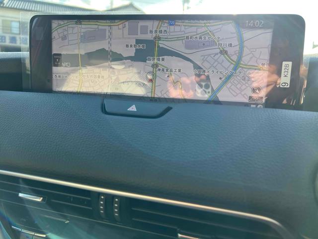 ＣＸ－８０ ＰＨＥＶ　Ｌパッケージ　４ＷＤ　ＥＴＣ　全周囲カメラ　クリアランスソナー　オートクルーズコントロール　レーンアシスト　パワーシート　衝突被害軽減システム　サンルーフ　ナビ　ＴＶ　オートマチックハイビーム　オートライト（4枚目）