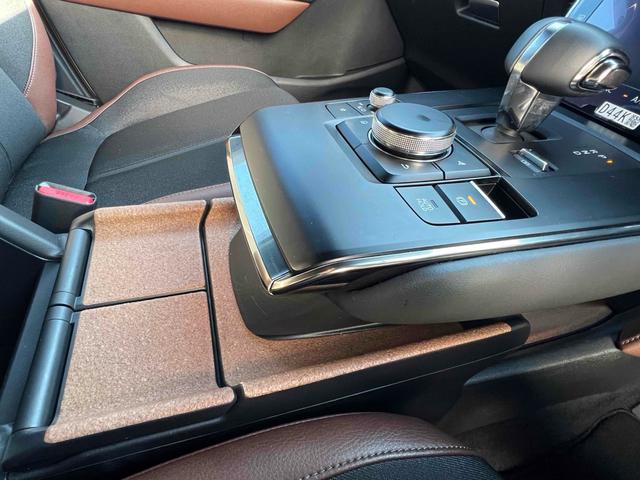 ＭＸ－３０ ベースグレード　ドライブレコーダー　ＥＴＣ　全周囲カメラ　クリアランスソナー　オートクルーズコントロール　パワーシート　衝突被害軽減システム　ナビ　オートマチックハイビーム　オートライト　ＬＥＤヘッドランプ（27枚目）