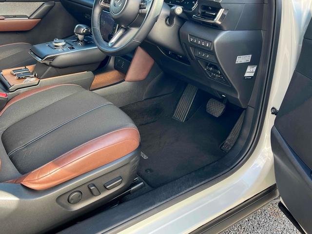 ＭＸ－３０ ベースグレード　ドライブレコーダー　ＥＴＣ　全周囲カメラ　クリアランスソナー　オートクルーズコントロール　パワーシート　衝突被害軽減システム　ナビ　オートマチックハイビーム　オートライト　ＬＥＤヘッドランプ（29枚目）