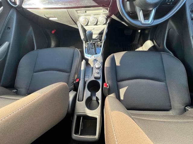 ＭＡＺＤＡ２ １５Ｓプロアクティブ　ＥＴＣ　全周囲カメラ　ナビ　ＴＶ　クリアランスソナー　レーンアシスト　衝突被害軽減システム　オートライト　ＬＥＤヘッドランプ　スマートキー　アイドリングストップ　シートヒーター　ＡＴ　盗難防止システム（8枚目）