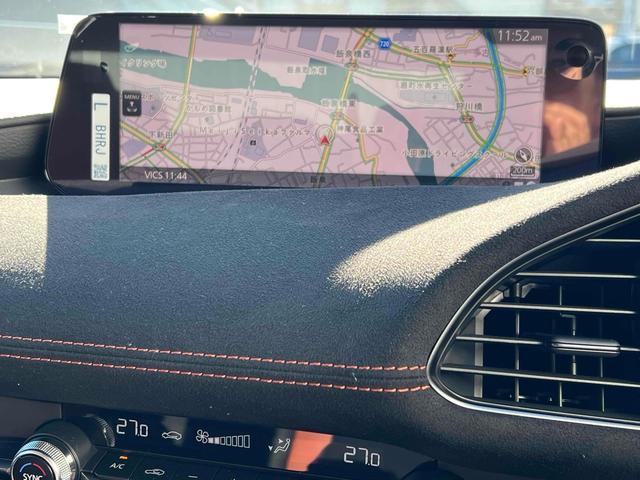 MAZDA3セダン XD レトロスポーツエディション クリアランスソナー レーンアシスト オートクルーズコントロール 衝突被害軽減システム 全周囲カメラ ナビ TV アルミホイール オートマチックハイビーム オートライト LEDヘッドランプ AT(6枚目)