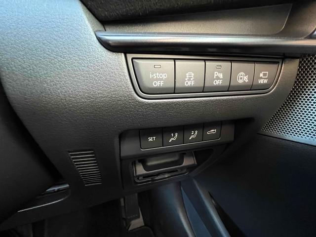 MAZDA3セダン XD レトロスポーツエディション クリアランスソナー レーンアシスト オートクルーズコントロール 衝突被害軽減システム 全周囲カメラ ナビ TV アルミホイール オートマチックハイビーム オートライト LEDヘッドランプ AT(7枚目)