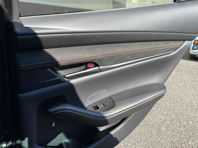 MAZDA3セダン XD レトロスポーツエディション クリアランスソナー レーンアシスト オートクルーズコントロール 衝突被害軽減システム 全周囲カメラ ナビ TV アルミホイール オートマチックハイビーム オートライト LEDヘッドランプ AT(40枚目)