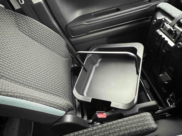 フレアクロスオーバー ハイブリッドＸＧ　ＥＴＣ　バックカメラ　ナビ　クリアランスソナー　オートクルーズコントロール　レーンアシスト　衝突被害軽減システム　オートライト　ＬＥＤヘッドランプ　スマートキー　アイドリングストップ　電動格納ミラー（29枚目）