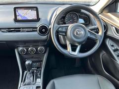 毎回座るフロントシート。運転席は必ず使用する部分ですので、座り心地が重要です！ 2