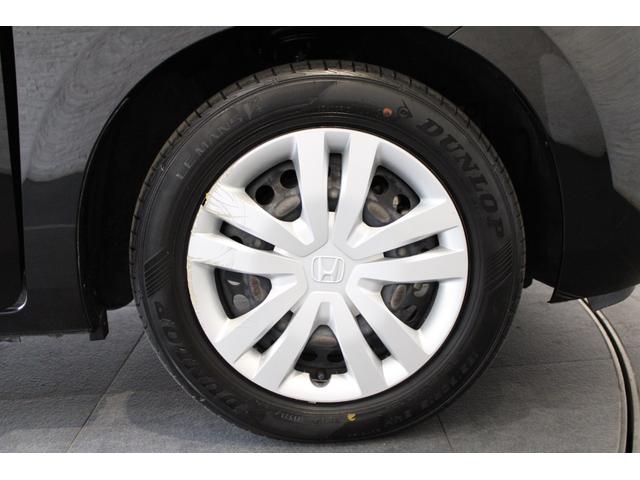 フィット e:HEVホーム 当社デモカー 衝突軽減B メモリーナビ ETC バックカメラ コーナーセンサー スマートキ Cソナー サイドエアバック USB 横滑り防止機能 バックモニター パワステ Aストップ Wエアバッグ(31枚目)