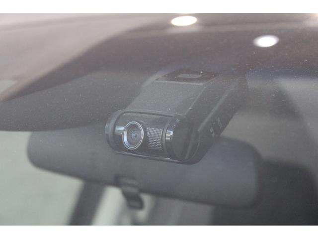 オデッセイ アブソルート・ホンダセンシング 4WD 純正ナビ フルセグ 両側電動スライドドア リヤモニター ETC2.0 パドルシフト バックカメラ パワーシート LEDライト ドラレコ クルーズコントロール サイドエアバッグ 地デジ DVD(7枚目)