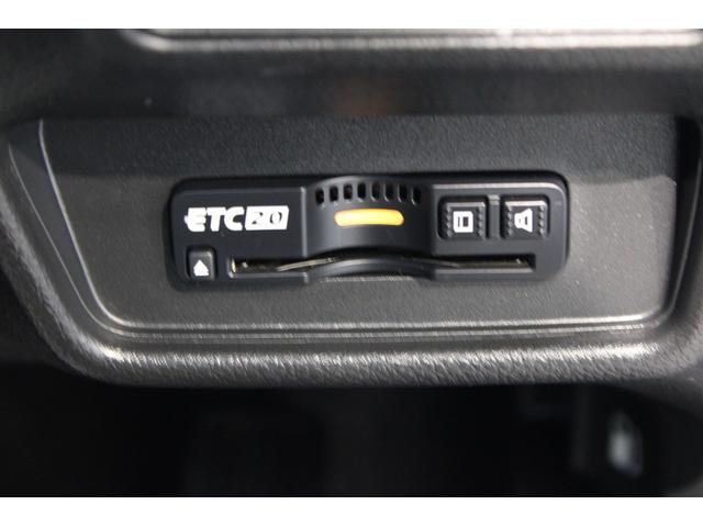 オデッセイ アブソルート・ホンダセンシング 4WD 純正ナビ フルセグ 両側電動スライドドア リヤモニター ETC2.0 パドルシフト バックカメラ パワーシート LEDライト ドラレコ クルーズコントロール サイドエアバッグ 地デジ DVD(8枚目)