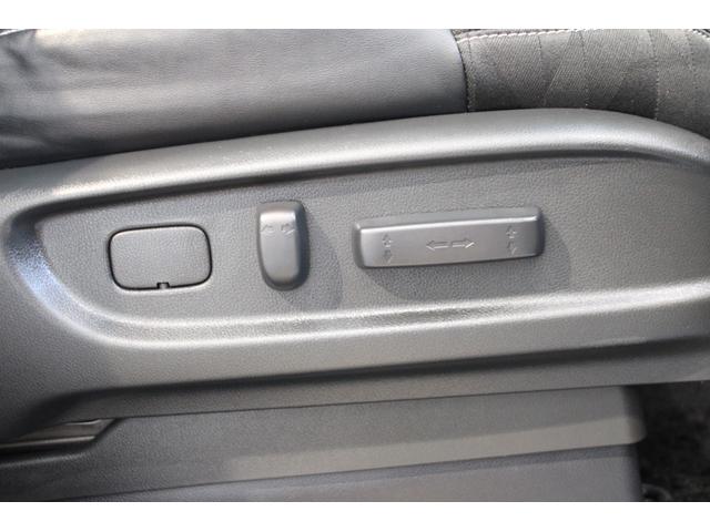 オデッセイ アブソルート・ホンダセンシング 4WD 純正ナビ フルセグ 両側電動スライドドア リヤモニター ETC2.0 パドルシフト バックカメラ パワーシート LEDライト ドラレコ クルーズコントロール サイドエアバッグ 地デジ DVD(18枚目)