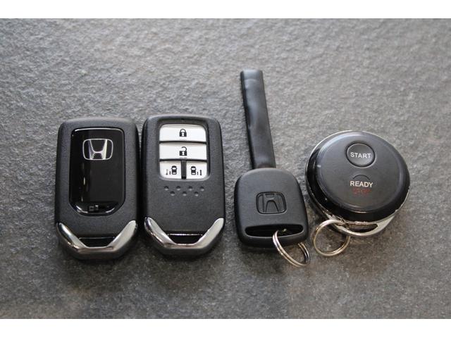 オデッセイ アブソルート・ホンダセンシング 4WD 純正ナビ フルセグ 両側電動スライドドア リヤモニター ETC2.0 パドルシフト バックカメラ パワーシート LEDライト ドラレコ クルーズコントロール サイドエアバッグ 地デジ DVD(36枚目)