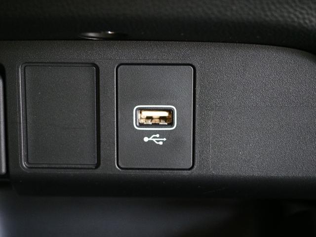 フィット ホーム　当社デモカー　純正ナビ　バックカメラ　コーナーセンサー　衝突軽減Ｂ　Ｂカメ　記録簿付　ＬＥＤヘッドライト　ＵＳＢ接続　スマートキー　ＥＳＣ　盗難防止装置　キーフリー　オートクルーズコントロール　ＡＢＳ（13枚目）