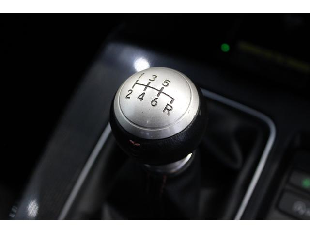 シビック ＥＸ　６速ＭＴ　ワンオーナー　フルセグ　バックカメラ　ＥＴＣ２．０　ＢＯＳＥプレミアムサウンドシステム　シートヒーター　ホンダコネクト　ブラインドスポットモニター　Ｒカメ　衝突被害軽減ブレーキ　パワ－シ－ト（11枚目）