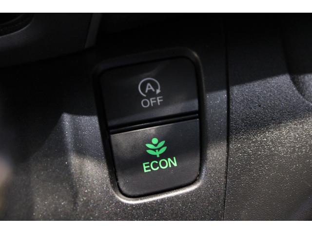 フリード Ｇ・ホンダセンシング　ワンオーナー　フルセグ　純正ナビ　バックカメラ　両側電動スライドドア　衝突軽減ブレーキ　ＥＴＣ　オートリトラミラー　純正アルミ　Ｆセグ　追突被害軽減ブレーキ　ｉストップ　Ｗエアバッグ　パワーウィンドウ（12枚目）