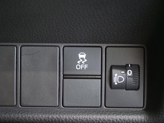 フィット e:HEVRS 純正ナビ 前後ドラレコ ホンダセンシング コーナーセンサー エアバッグ パワーウィンドウ 助手席エアバッグ Dレコ LEDヘッドランプ セキュリティアラーム フルオートエアコン ETC装備 スマートキ(11枚目)