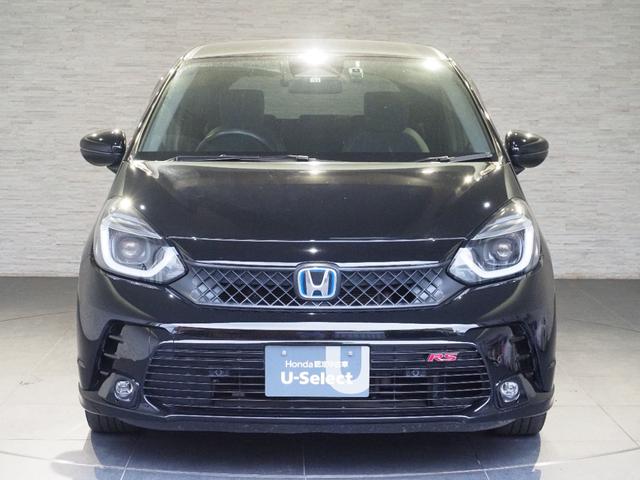フィット e:HEVRS 純正ナビ 前後ドラレコ ホンダセンシング コーナーセンサー エアバッグ パワーウィンドウ 助手席エアバッグ Dレコ LEDヘッドランプ セキュリティアラーム フルオートエアコン ETC装備 スマートキ(19枚目)
