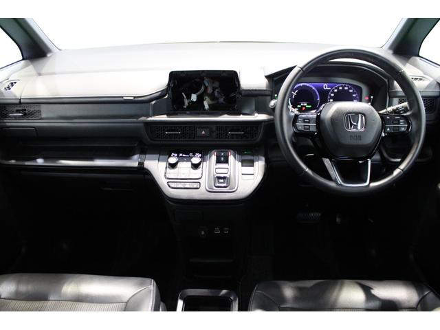 ステップワゴン e:HEVスパーダ ワンオーナー 両側電動スライドドア シートヒーター ブラインドスポットモニター オットマン パドルシフト 純正アルミ LEDヘッドライト オートリトラミラー 1オーナー デュアルエアコン ESC(13枚目)