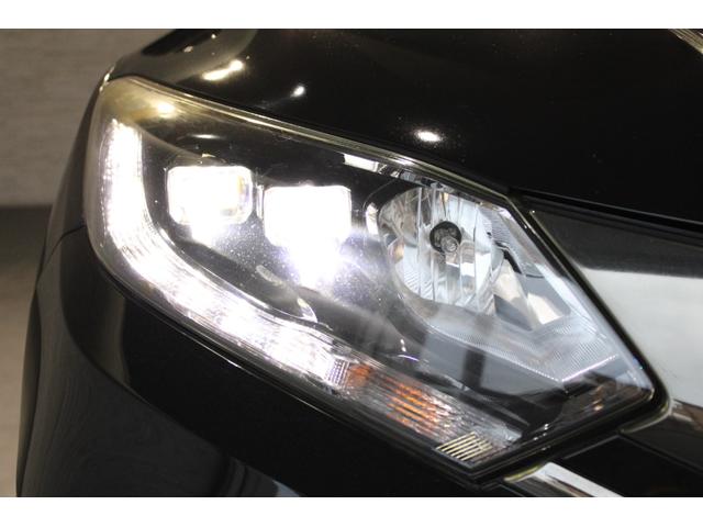 ＬＥＤヘッドライト搭載！明るく視界良好！消費電力も少なくバッテリーの負担軽減！高寿命で経済的な電球です！