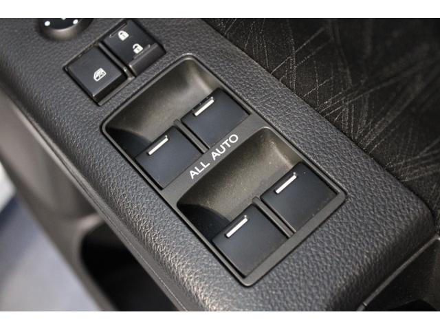 オデッセイ アブソルート・EX フルセグ マルチビューカメラ リヤモニター ETC 両側電動スライドドア パワーシート Bluetooth 純正アルミホイール バックモニター WAC フロントカメラ スマ-トキ- 3列シート ABS(21枚目)