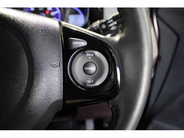 クルーズコントロール搭載です!!高速道路で一定速度での走行をサポートしてくれます!!