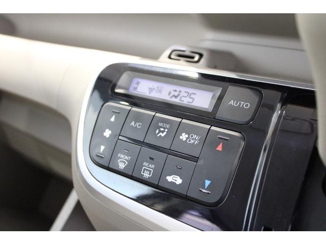 オートエアコンが搭載されております！！車内を快適な温度に保つことが出来ます♪