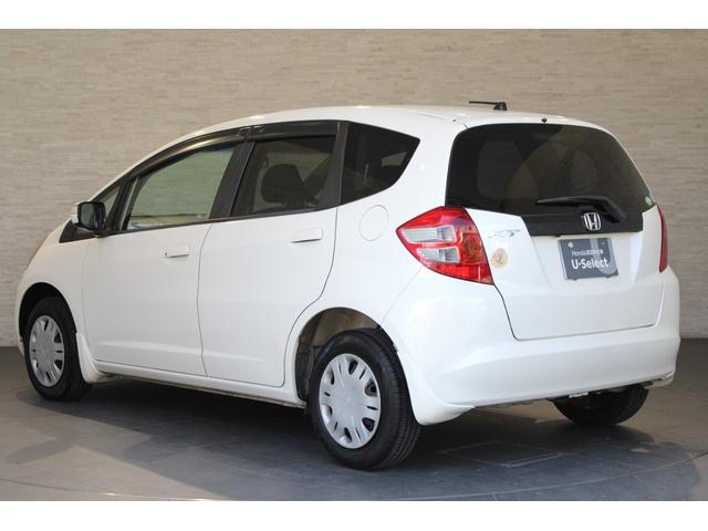 フィット Gスマートセレクション ワンオーナー 純正ナビ バックカメラ ETC HIDライト スマートキー CD SD USB エアバック Wエアーバック 記録簿 パワーウィンドウ 1オーナー車 ABS パワステ エアコン ECON(15枚目)