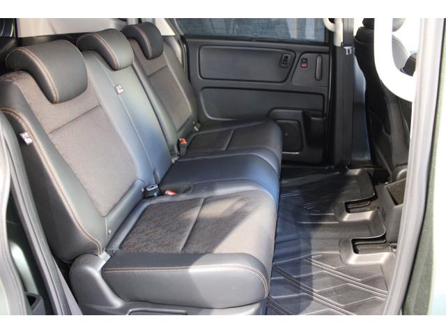 フリード+ハイブリッド ハイブリッド・クロスター ワンオーナー 純正ナビ フルセグ ドラレコ バックカメラ 両側電動スライドドア ETC コーナーセンサー シートヒーター 純正アルミ 衝突軽減ブレーキ スマートキー シ-トヒ-タ- Rカメラ VSA(17枚目)