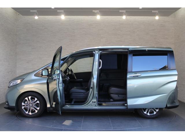 フリード+ハイブリッド ハイブリッド・クロスター ワンオーナー 純正ナビ フルセグ ドラレコ バックカメラ 両側電動スライドドア ETC コーナーセンサー シートヒーター 純正アルミ 衝突軽減ブレーキ スマートキー シ-トヒ-タ- Rカメラ VSA(20枚目)