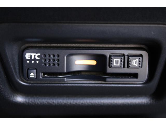 ステップワゴンスパーダ スパーダハイブリッドG・EXホンダセンシング 純正ナビ フルセグ マルチビューカメラ ドラレコ 両側電動スライドドア 電子パーキング 純正アルミ スマートキー LEDヘッドライト Wエアコン 衝突軽減ブレーキ フルオートエアコン キーフリー(11枚目)