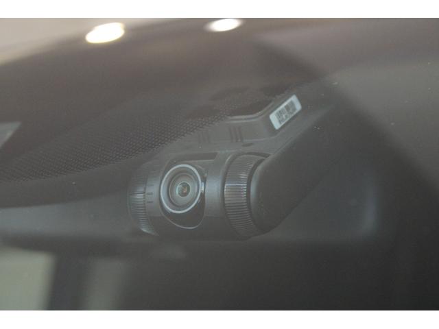 ステップワゴンスパーダ スパーダハイブリッドG・EXホンダセンシング 純正ナビ フルセグ マルチビューカメラ ドラレコ 両側電動スライドドア 電子パーキング 純正アルミ スマートキー LEDヘッドライト Wエアコン 衝突軽減ブレーキ フルオートエアコン キーフリー(20枚目)