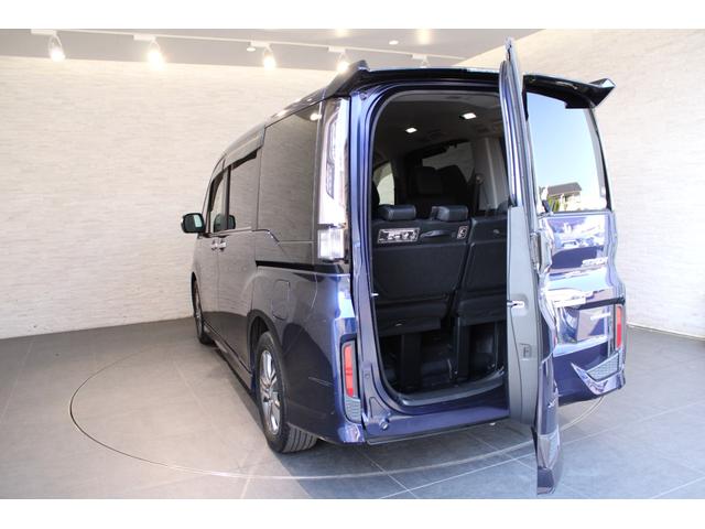 ステップワゴンスパーダ スパーダハイブリッドG・EXホンダセンシング 純正ナビ フルセグ マルチビューカメラ ドラレコ 両側電動スライドドア 電子パーキング 純正アルミ スマートキー LEDヘッドライト Wエアコン 衝突軽減ブレーキ フルオートエアコン キーフリー(30枚目)