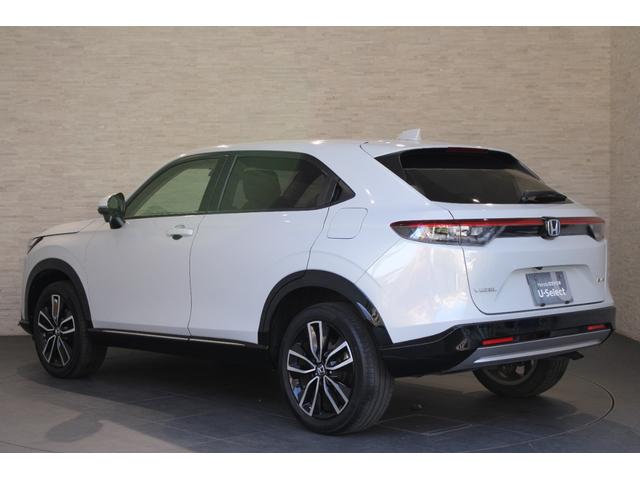 ヴェゼル ｅ：ＨＥＶＺ　ワンオーナー　フルセグ　バックカメラ　メモリーナビ　シートヒーター　ステアリングヒーター　コーナーセンサー　ブラインドスポットモニター　純正アルミ　衝突回避支援ブレーキ機能　１オナ　スマキ　エアバッグ（21枚目）