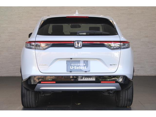 ヴェゼル ｅ：ＨＥＶＺ　ワンオーナー　フルセグ　バックカメラ　メモリーナビ　シートヒーター　ステアリングヒーター　コーナーセンサー　ブラインドスポットモニター　純正アルミ　衝突回避支援ブレーキ機能　１オナ　スマキ　エアバッグ（22枚目）