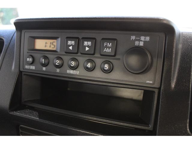 アクティトラック アタック 4WD 5速MT 3方開 キーレス 純正オーディオ ハロゲンライト 荷台作業灯 エアバック パワーウィンド エアコン ABS リモコンキー(4枚目)