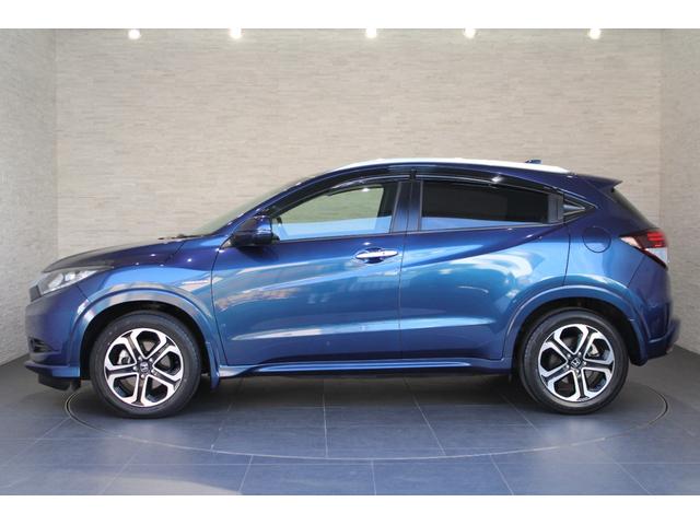 ヴェゼル ハイブリッドＺ　純正オーディオ　バックカメラ　シートヒーター　ＥＴＣ　クルコン　パドルシフト　純正アルミ　Ｒカメ　スマキー　ＬＥＤランプ　ＵＳＢ　シ－トヒ－タ－　サイドカーテンエアバック　運転席助手席エアバッグ（15枚目）