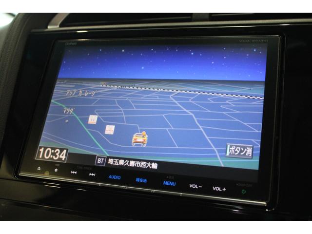 シャトル ハイブリッドＺホンダセンシング　純正ナビ　フルセグ　バックカメラ　ＥＴＣ　シートヒーター　パドルシフト　デュアルエアコン　Ｂｌｕｅｔｏｏｔｈ　純正アルミ　衝突軽減　カーテンエアバック　ＬＥＤライト　イモビ　Ｂカメラ　クルコン　ＤＶＤ（4枚目）