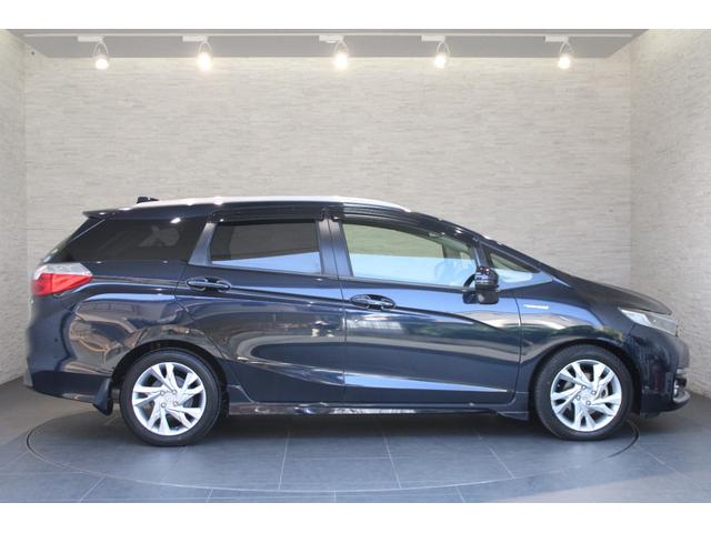 シャトル ハイブリッドＺホンダセンシング　純正ナビ　フルセグ　バックカメラ　ＥＴＣ　シートヒーター　パドルシフト　デュアルエアコン　Ｂｌｕｅｔｏｏｔｈ　純正アルミ　衝突軽減　カーテンエアバック　ＬＥＤライト　イモビ　Ｂカメラ　クルコン　ＤＶＤ（27枚目）