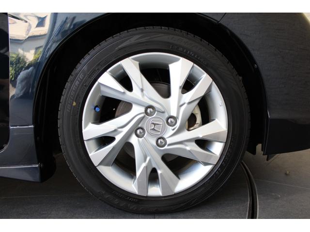 シャトル ハイブリッドＺホンダセンシング　純正ナビ　フルセグ　バックカメラ　ＥＴＣ　シートヒーター　パドルシフト　デュアルエアコン　Ｂｌｕｅｔｏｏｔｈ　純正アルミ　衝突軽減　カーテンエアバック　ＬＥＤライト　イモビ　Ｂカメラ　クルコン　ＤＶＤ（32枚目）