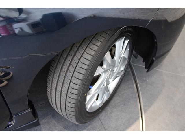 シャトル ハイブリッドＺホンダセンシング　純正ナビ　フルセグ　バックカメラ　ＥＴＣ　シートヒーター　パドルシフト　デュアルエアコン　Ｂｌｕｅｔｏｏｔｈ　純正アルミ　衝突軽減　カーテンエアバック　ＬＥＤライト　イモビ　Ｂカメラ　クルコン　ＤＶＤ（33枚目）