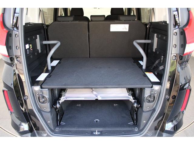 仕切り板を付けることでお荷物も積み込み可能です！！