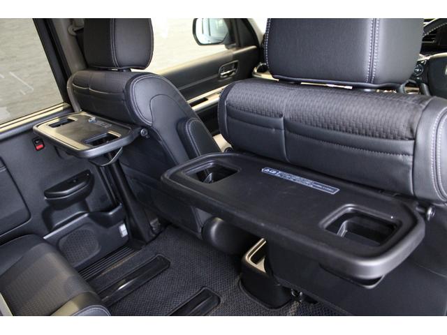 ステップワゴンスパーダ スパーダハイブリッドＧ・ＥＸホンダセンシング　純正ナビ　フルセグ　マルチビューカメラ　両側電動スライドドア　ＥＴＣ　Ｂｌｕｅｔｏｏｔｈ　パドルシフト　純正アルミ　スマートキー　フルオートエアコン　キーフリー　クリアランスソナー　Ｓヒーター　ＷＡＣ（20枚目）