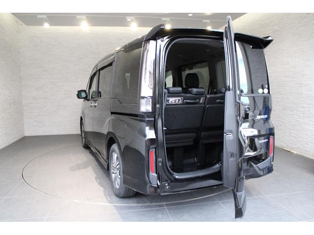 ステップワゴンスパーダ スパーダハイブリッドＧ・ＥＸホンダセンシング　純正ナビ　フルセグ　マルチビューカメラ　両側電動スライドドア　ＥＴＣ　Ｂｌｕｅｔｏｏｔｈ　パドルシフト　純正アルミ　スマートキー　フルオートエアコン　キーフリー　クリアランスソナー　Ｓヒーター　ＷＡＣ（26枚目）