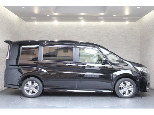 ステップワゴンスパーダ スパーダハイブリッドＧ・ＥＸホンダセンシング　純正ナビ　フルセグ　マルチビューカメラ　両側電動スライドドア　ＥＴＣ　Ｂｌｕｅｔｏｏｔｈ　パドルシフト　純正アルミ　スマートキー　フルオートエアコン　キーフリー　クリアランスソナー　Ｓヒーター　ＷＡＣ（30枚目）