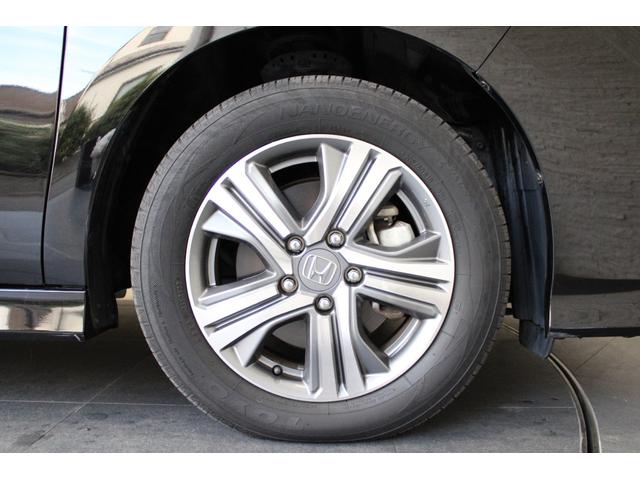 ステップワゴンスパーダ スパーダハイブリッドＧ・ＥＸホンダセンシング　純正ナビ　フルセグ　マルチビューカメラ　両側電動スライドドア　ＥＴＣ　Ｂｌｕｅｔｏｏｔｈ　パドルシフト　純正アルミ　スマートキー　フルオートエアコン　キーフリー　クリアランスソナー　Ｓヒーター　ＷＡＣ（35枚目）